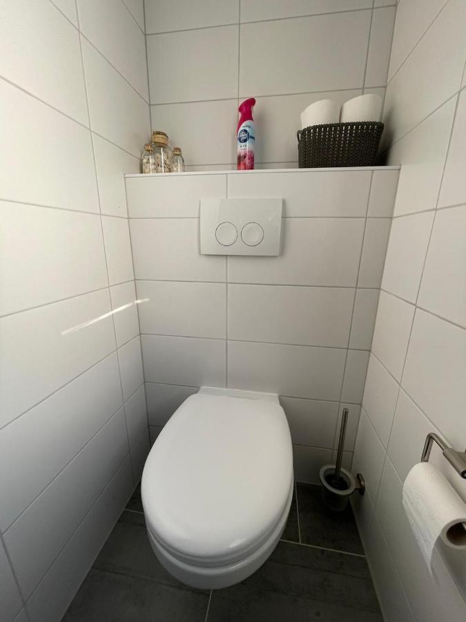 Lise'S Place Vrouwenpolder Dış mekan fotoğraf