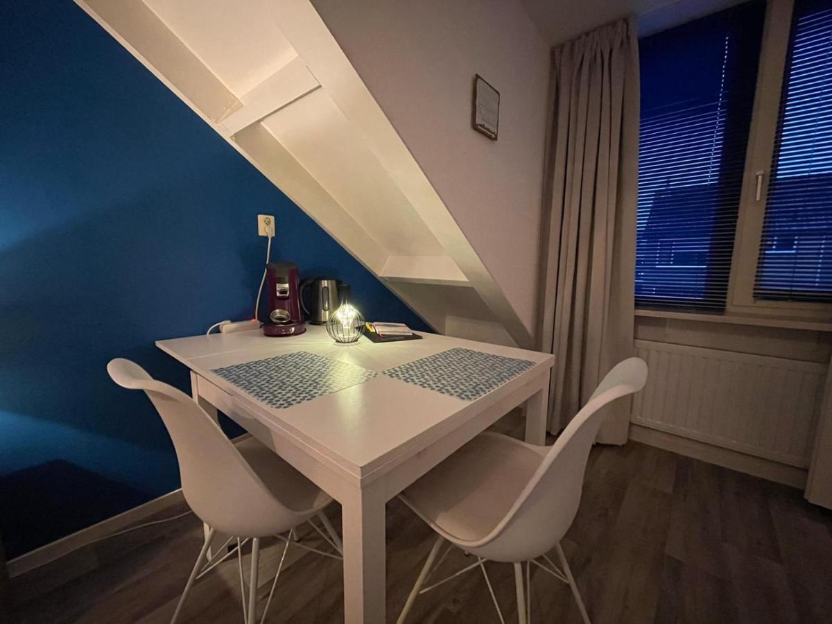 Lise'S Place Vrouwenpolder Dış mekan fotoğraf
